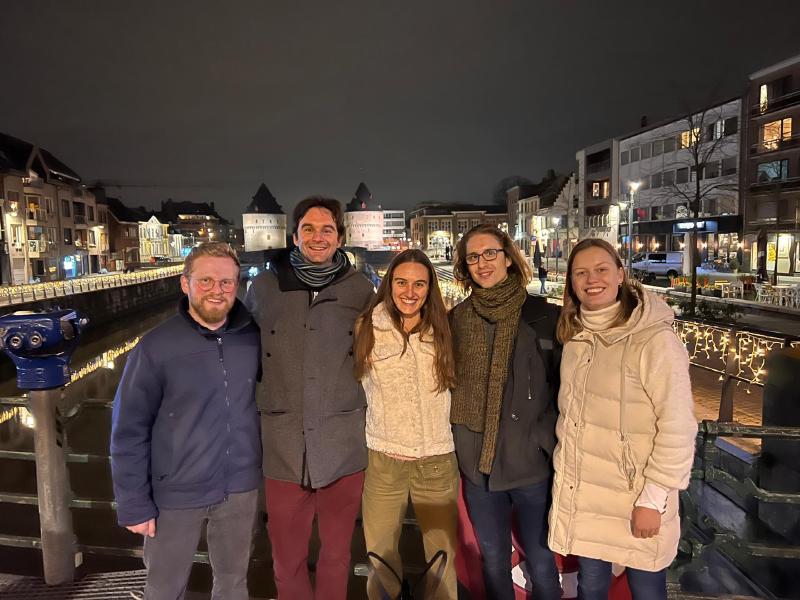 Featured image of post Group photo at the Kortrijk Christmas market